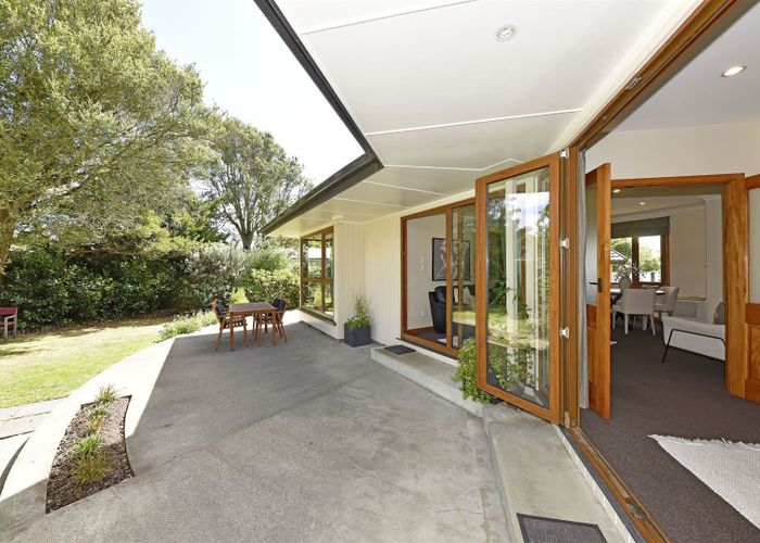  at 2 Hadlow Place, Burnside, Christchurch