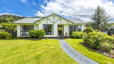  at 42 Delaware Grove, Totara Park, Upper Hutt