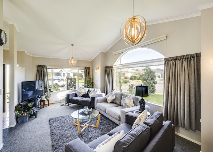  at 5 Flemington Place, Taradale, Napier