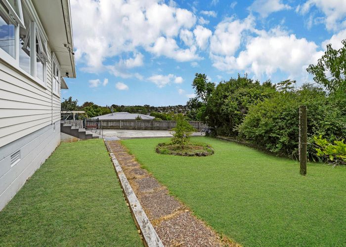  at 18 Raeben Avenue, Hillcrest, North Shore City, Auckland