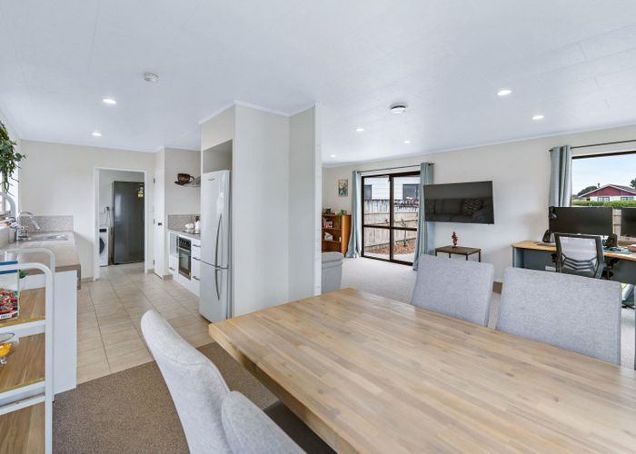  at 7 Cargill Grove, Kelvin Grove, Palmerston North, Manawatu / Whanganui