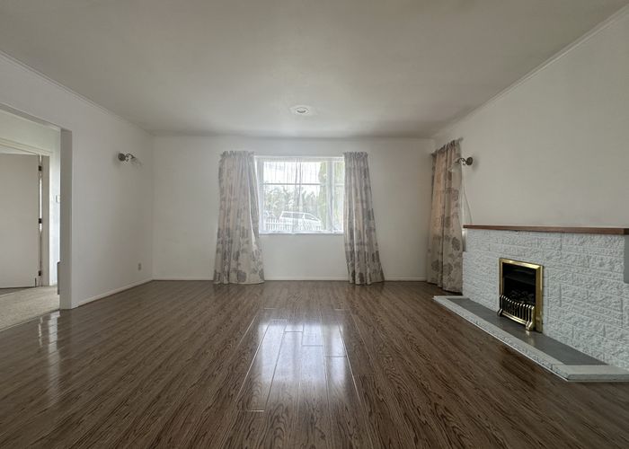  at 34 Sunnyfield Crescent, Glenfield, North Shore City, Auckland