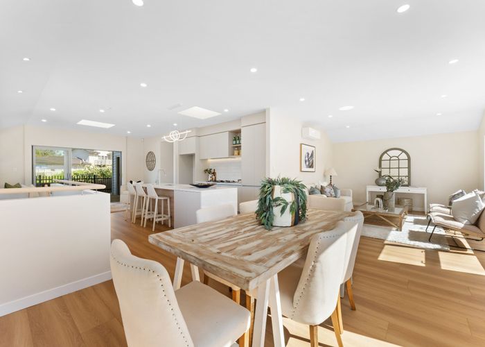  at 47 Chamberlain Road, Massey, Waitakere City, Auckland