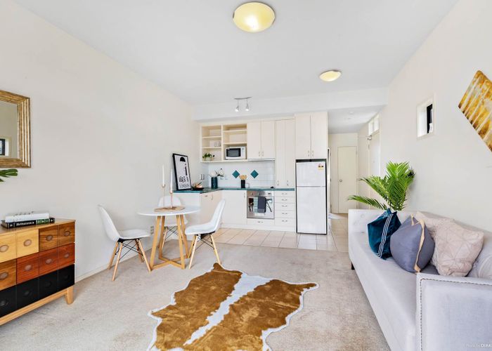  at 138/2 Armoy Drive, East Tamaki, Auckland