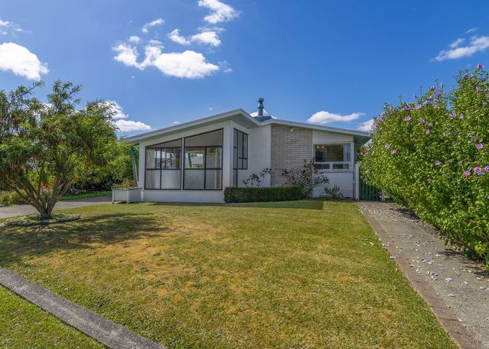  at 4 Glen Street, Levin, Levin