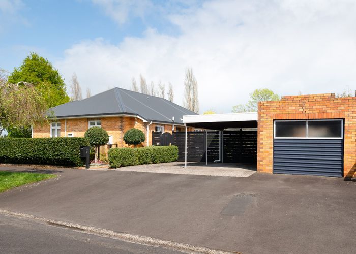  at 41 Ingleton Terrace, Fairfield, Hamilton