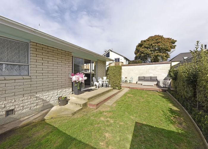  at 1/9a Avonhead Road, Avonhead, Christchurch City, Canterbury