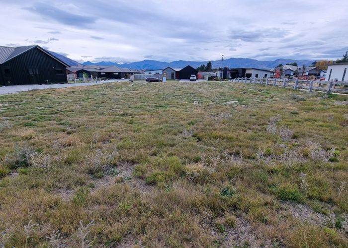  at 37 Kingfisher CRES, ARROWTOWN