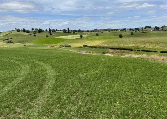  at 39 Smith Road, Matata, Whakatane