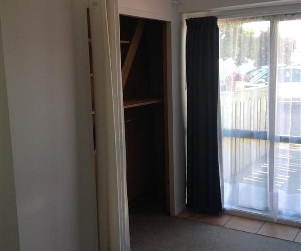 For rent 2/37 Toru Street, Te Atatu Peninsula, Waitakere City