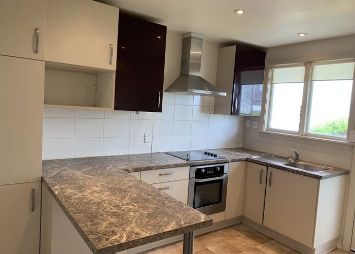  at 2/207 Colombo Street, Sydenham, Christchurch City, Canterbury