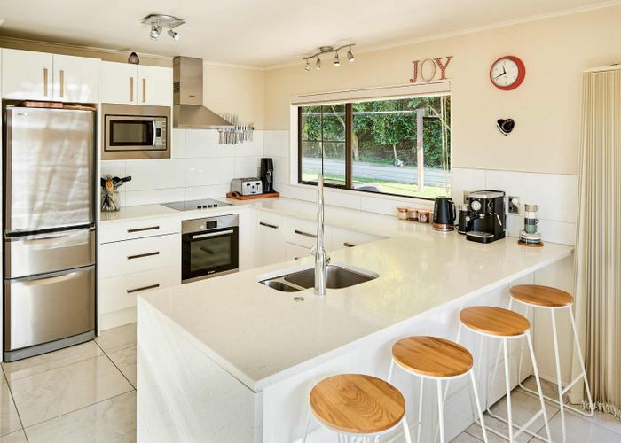  at 16 Saint Aidans Way, Tawa, Wellington