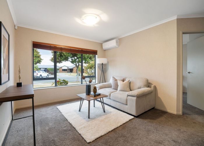  at 35 Milbrook Place, Chartwell, Hamilton