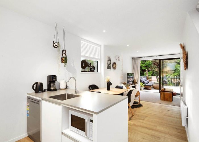  at 1 Rato Rise, Waiwhetu, Lower Hutt, Wellington