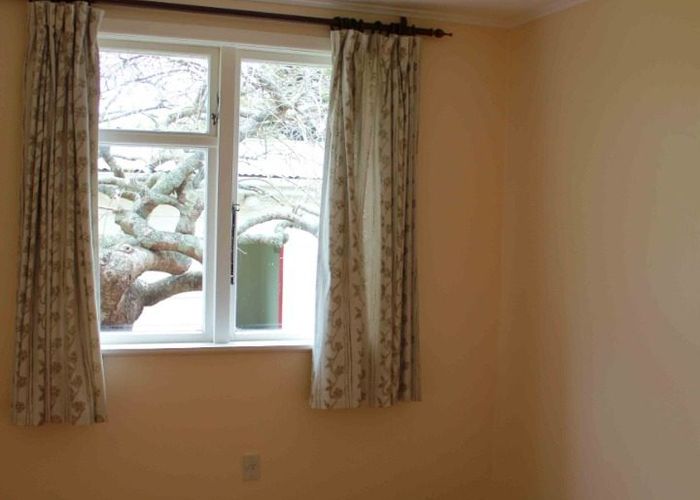  at 156 Haverstock Road, Sandringham, Auckland