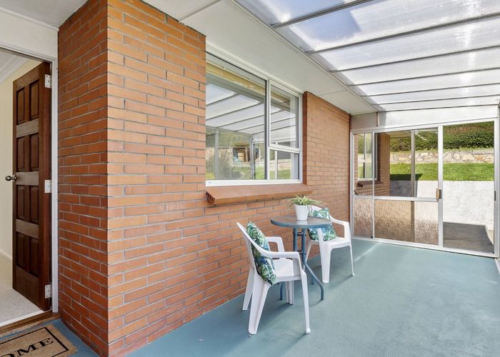  at 46 Sutcliffe Street, Saint Clair, Dunedin