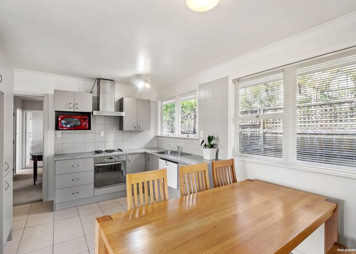  at 1/64 Allum Street, Kohimarama, Auckland