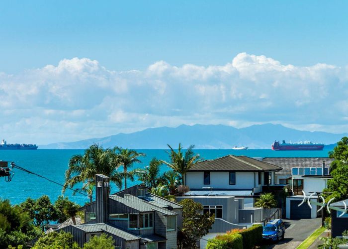  at 10 Park Rise, Campbells Bay, North Shore City, Auckland