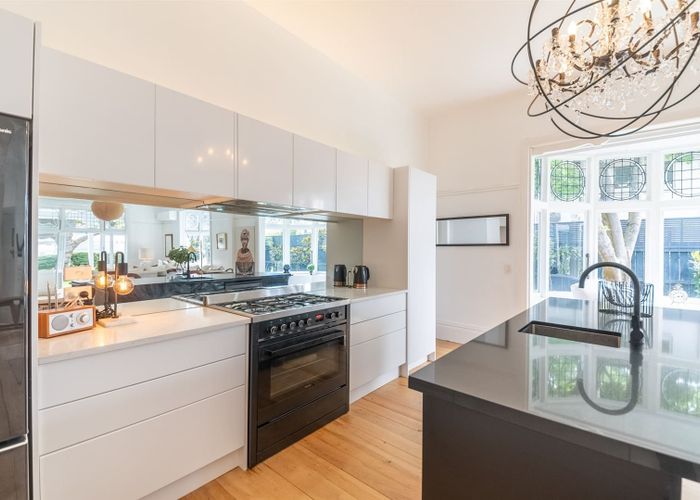  at 80 Holly Road, St Albans, Christchurch