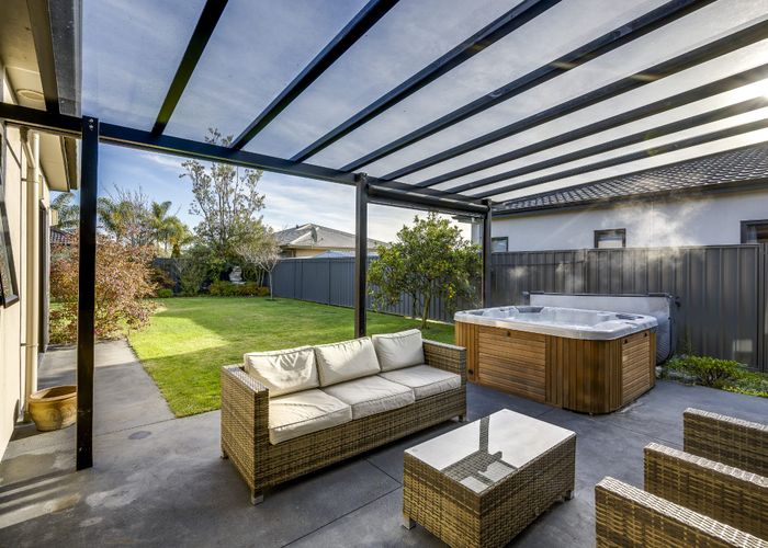  at 3 Portland Place, Poraiti, Napier