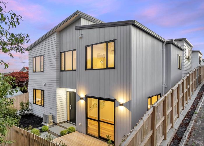  at 76A Chartwell Avenue, Glenfield, North Shore City, Auckland