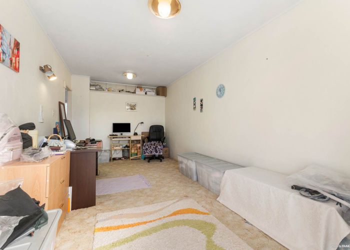  at 3/28 Evelyn Place, Hillcrest, North Shore City, Auckland