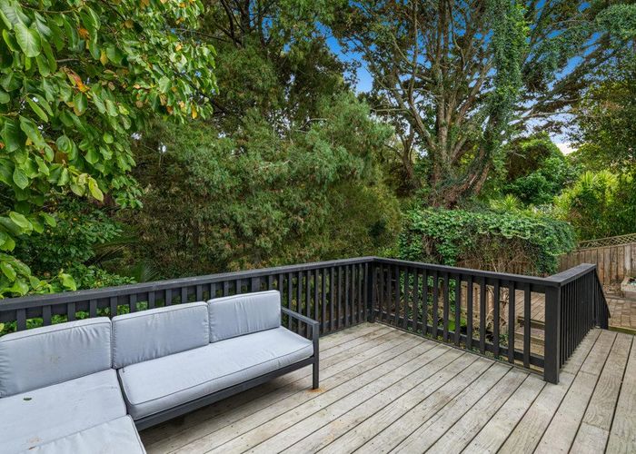  at 7 Emery Grove, Bayview, North Shore City, Auckland