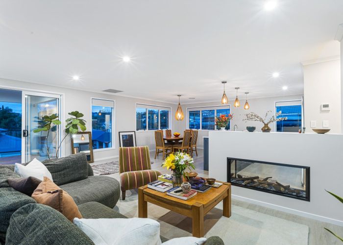  at 19 Odlin Lane, Red Beach, Rodney, Auckland