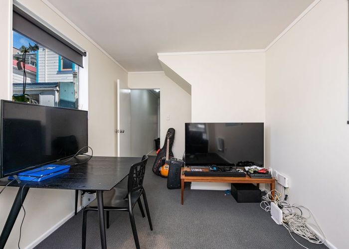  at 8/27 Drummond Street, Mount Cook, Wellington, Wellington