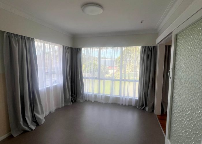  at 15 Brouder Place, Manurewa, Manukau City, Auckland
