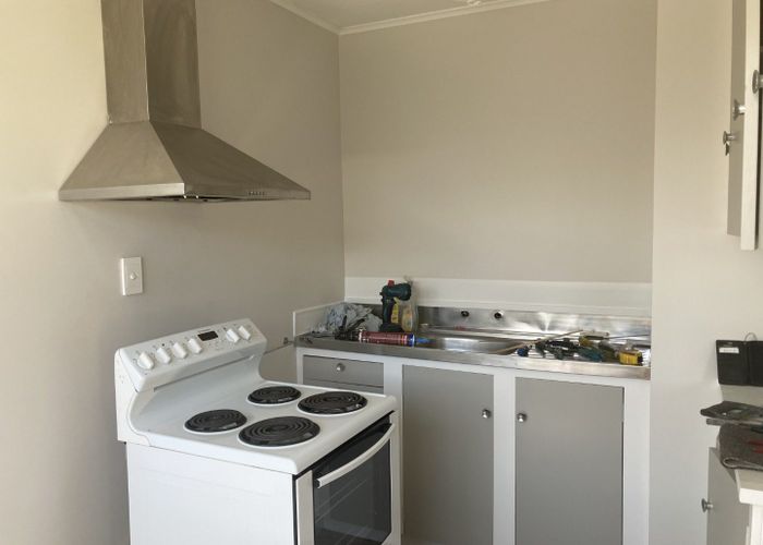  at 1/15 Stamford Park Road, Mount Roskill, Auckland City, Auckland