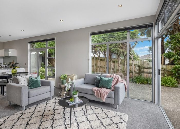  at 11B Ira Street, Miramar, Wellington