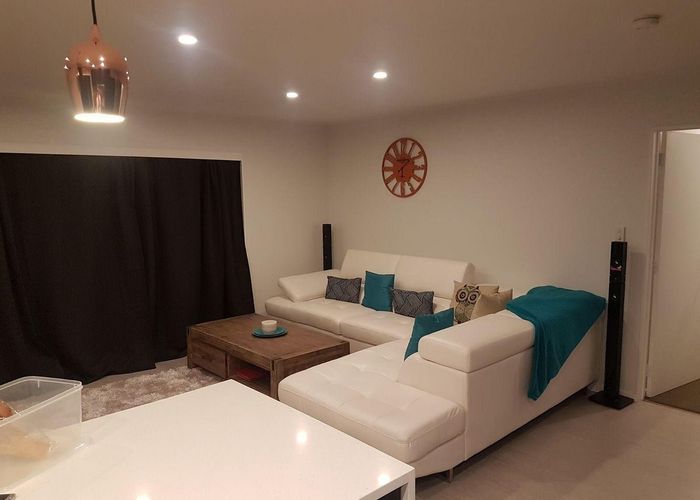  at 4/17 Waipa Street, Birkenhead, North Shore City, Auckland