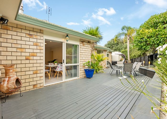  at 21 Les Marston Place, Pukekohe, Pukekohe