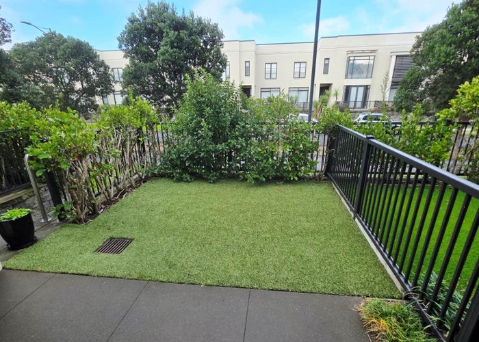  at 77 Bluegrey Avenue, Stonefields, Auckland