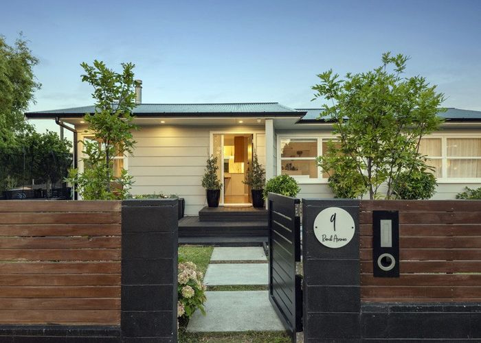  at 9 Ranch Avenue, Beach Haven, Auckland