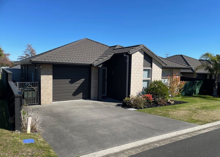  at 5 Bulkhead Lane, Pyes Pa, Tauranga