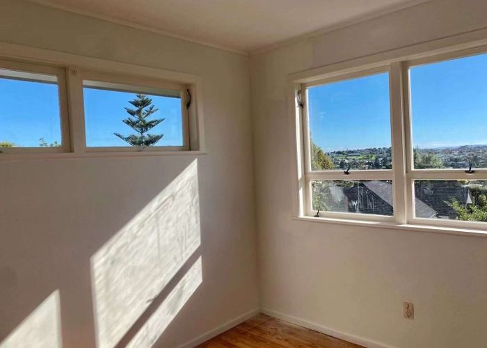  at 1/8 Humber Place, New Windsor, Auckland City, Auckland