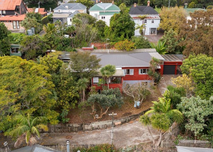  at 9 Onslow Road, Mount Eden, Auckland City, Auckland