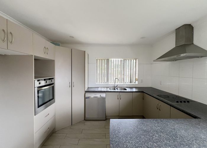  at 196 Robertson Rd, Mangere East, Manukau City, Auckland