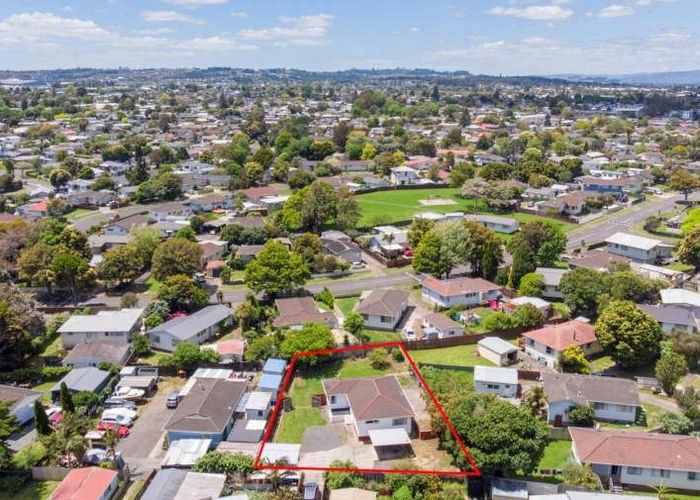  at 374 Roscommon Road, Clendon Park, Manukau City, Auckland