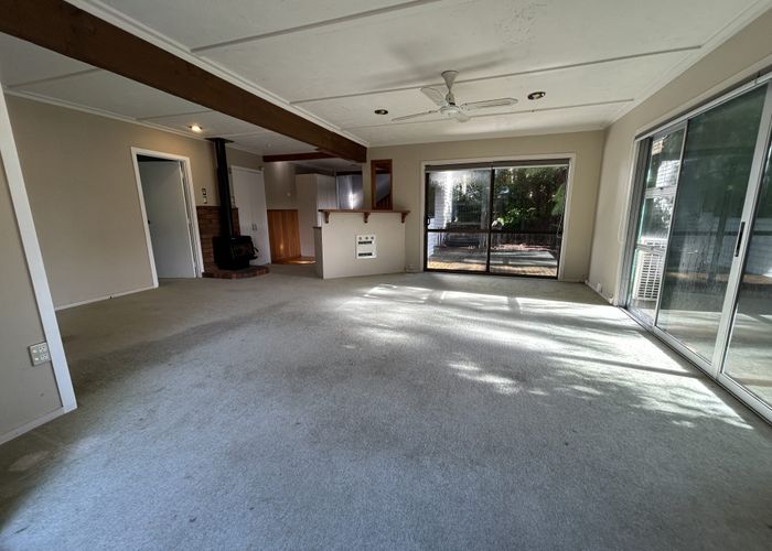  at 223 Woodlands Park Road, Titirangi, Waitakere City, Auckland