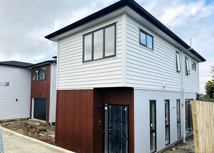  at 143A Seabrook Avenue, New Lynn, Auckland