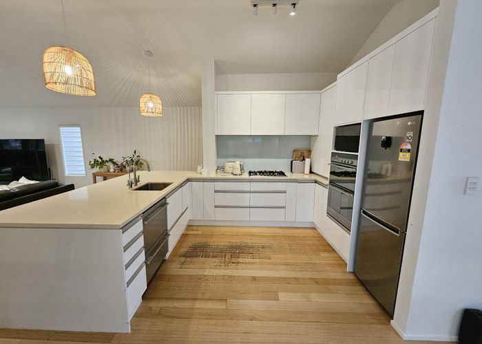  at 28 Clemows Lane, Albany, North Shore City, Auckland