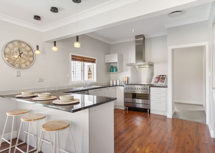  at 14 Scarlet Oak Drive, Schnapper Rock, North Shore City, Auckland