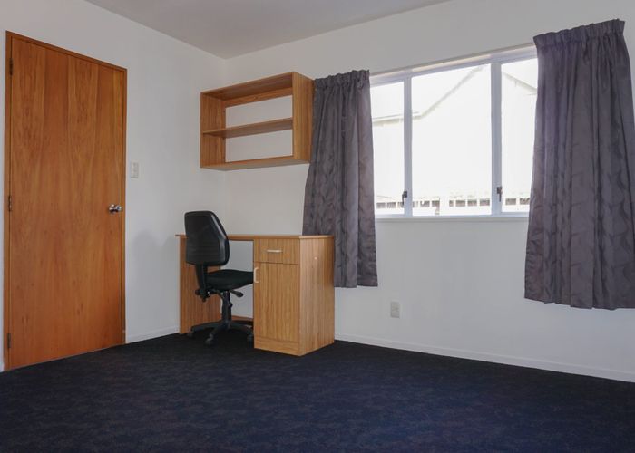  at 18 Forth Street, North Dunedin, Dunedin, Otago