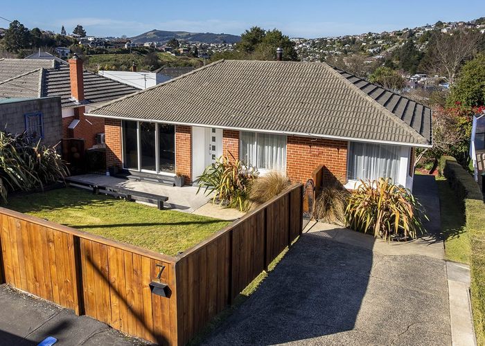  at 7 Ettrick Street, Glenross, Dunedin