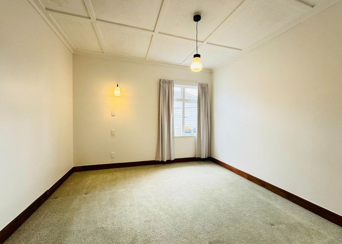  at 27 Formby Avenue, Point Chevalier, Auckland City, Auckland