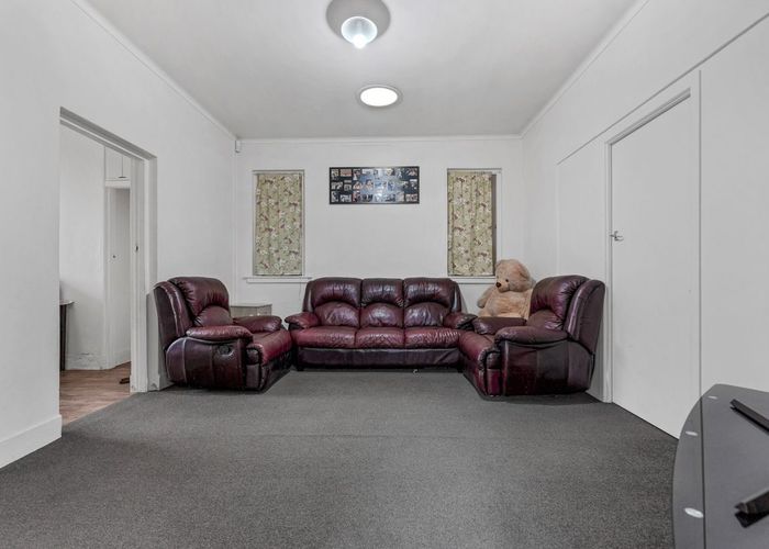  at 1/131 Carruth Road, Papatoetoe, Auckland
