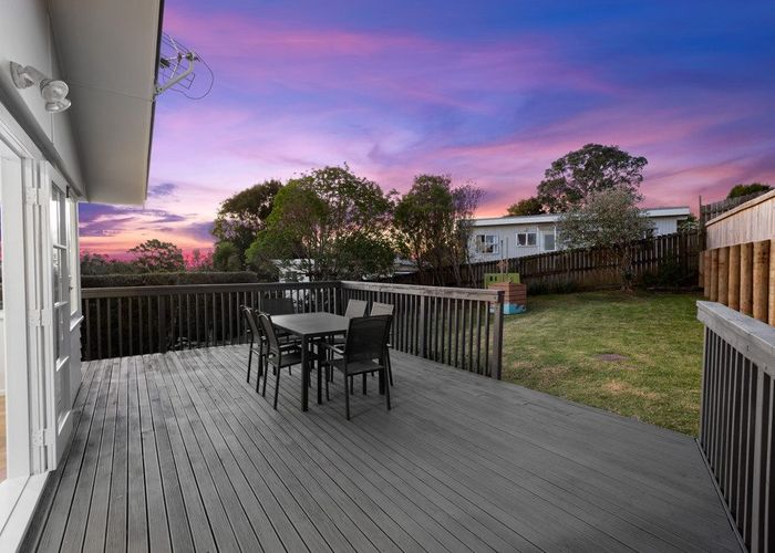  at 11 Gatman Street, Birkdale, Auckland